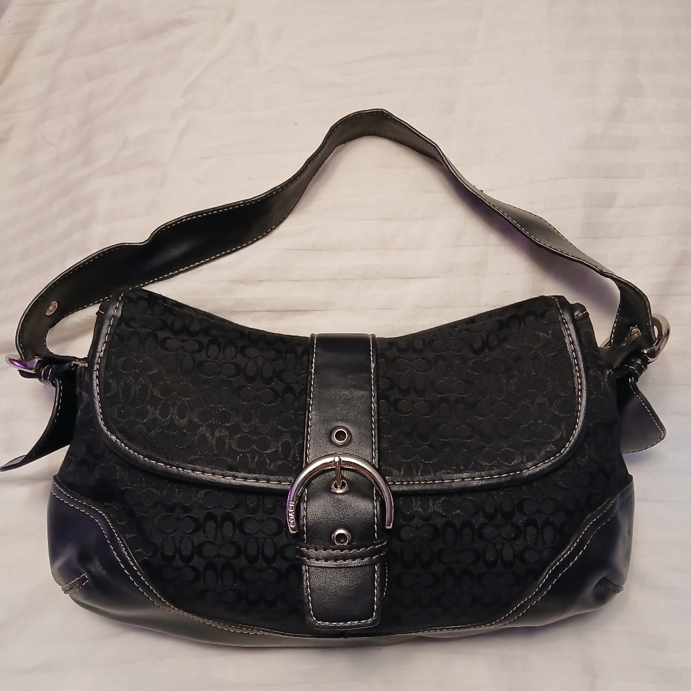 Elegant Black Shoulder Bag